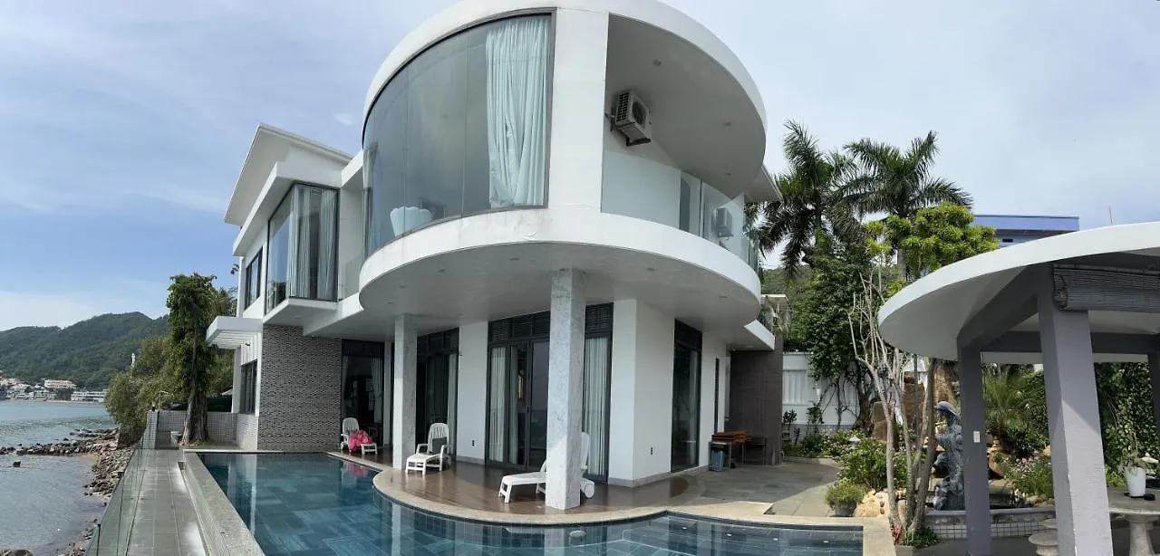 Nancy Tran Grand Strip Vung Tau Villa 7 Vietnam
