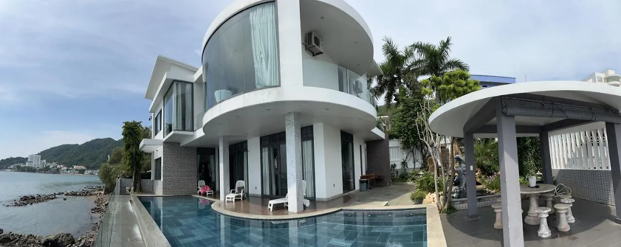 Nancy Tran Grand Strip Vung Tau Villa 7 0*,