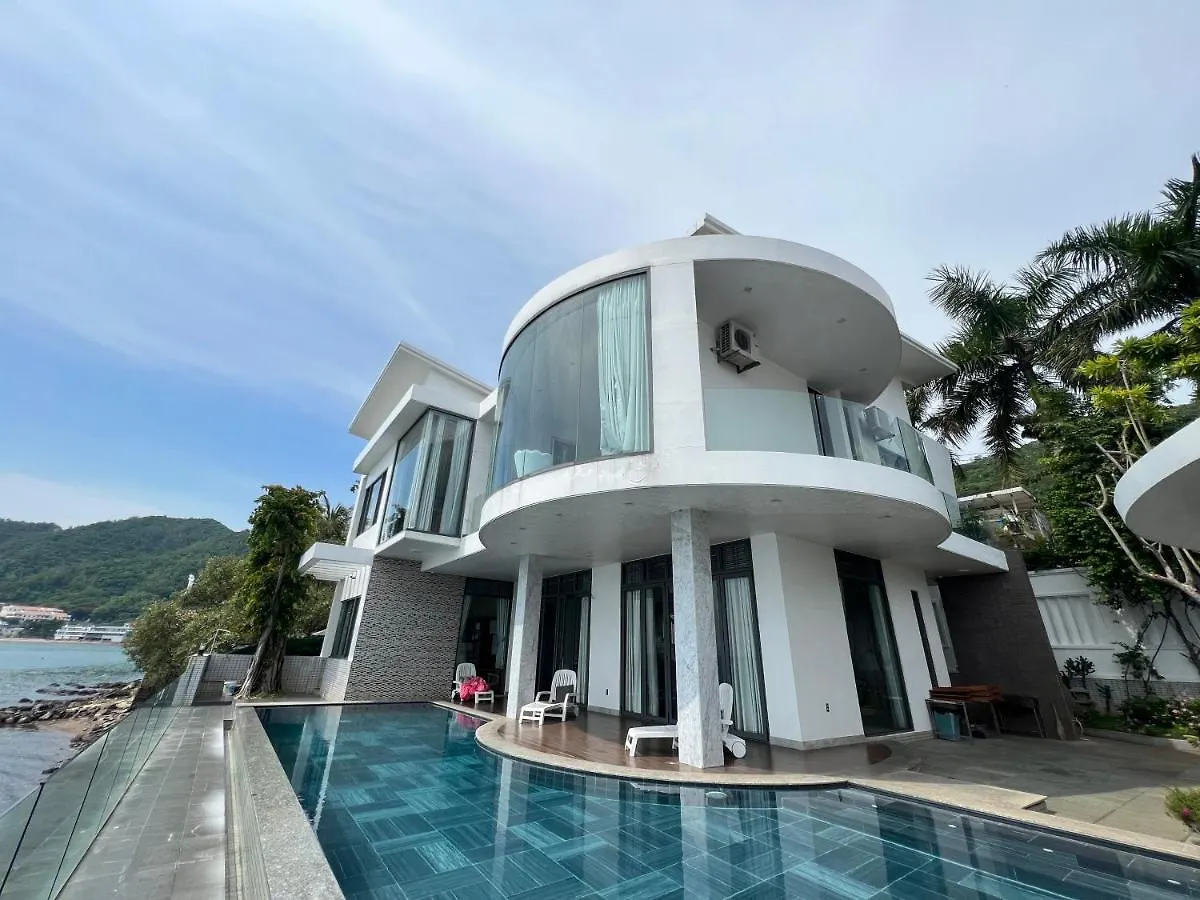 Nancy Tran Grand Strip Vung Tau Villa 7 Vietnam